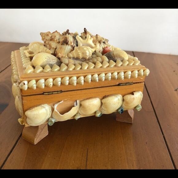 Vintage Boho Cowrie Shell Box, Trivet & Plant Hanger Bundle - Picture 6 of 11